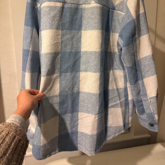 NWT Women's Heavyweight River Trail Flannel Jacket - Picture 3 of 7